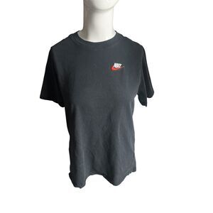 Nike Unisex KIDS T-Shirt Embroidered Logo Sz XL Crew Neck Cotton Black